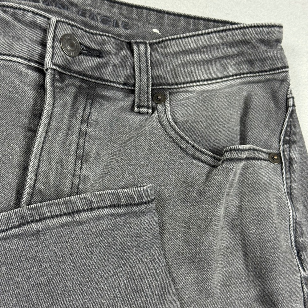American Eagle Gray High Waisted Straight Leg Stretch Jeans Womens Size 6 Reg
